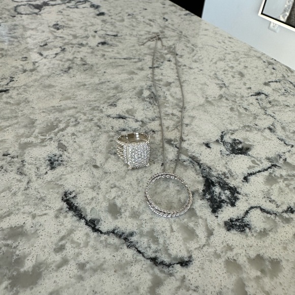 David Yurman Sterling Silver Wheaton Pave Diamond Ring Size 5.5- excellent cond - Picture 3 of 3